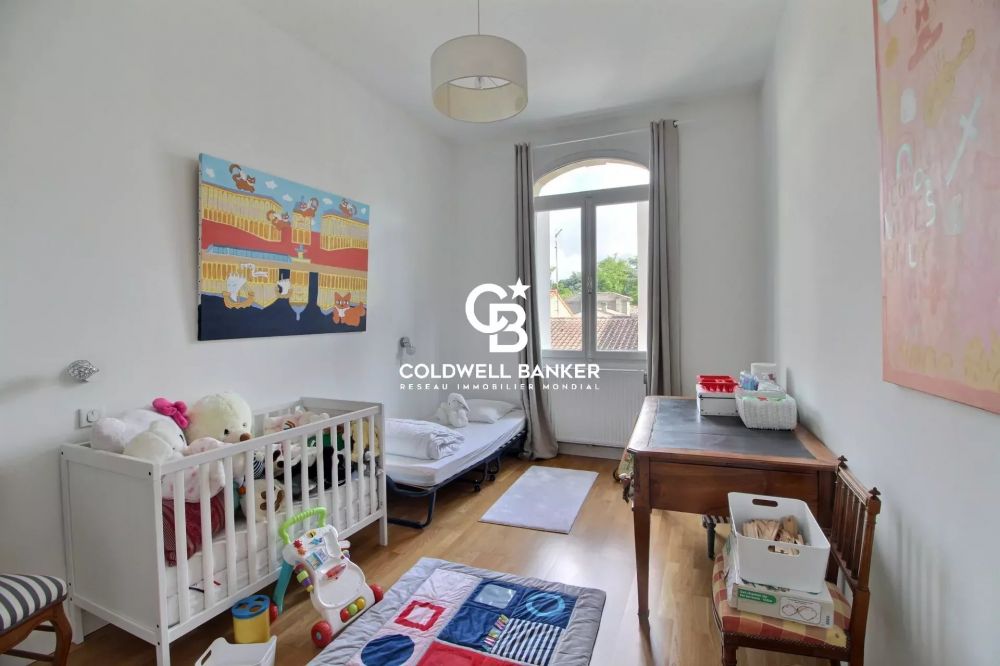 Maison familiale en pierre avec garage Bordeaux - Quartier Barrière du Médoc