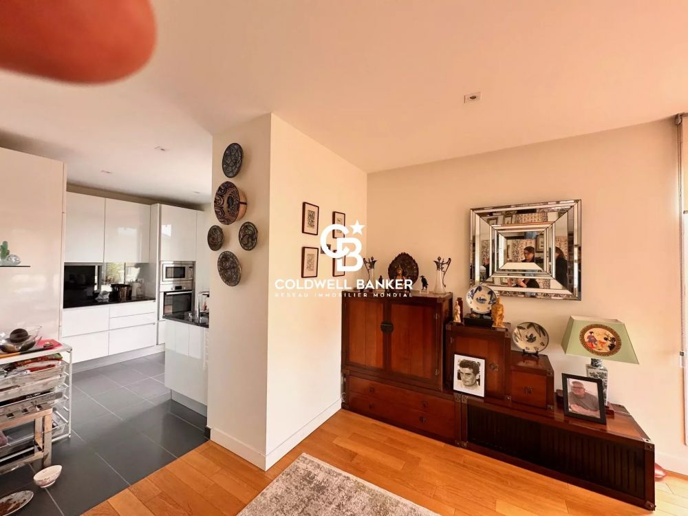 Appartement T3 avec terrasse et parking Bordeaux Centre