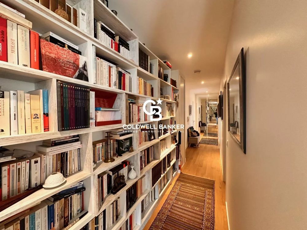 Appartement T3 avec terrasse et parking Bordeaux Centre