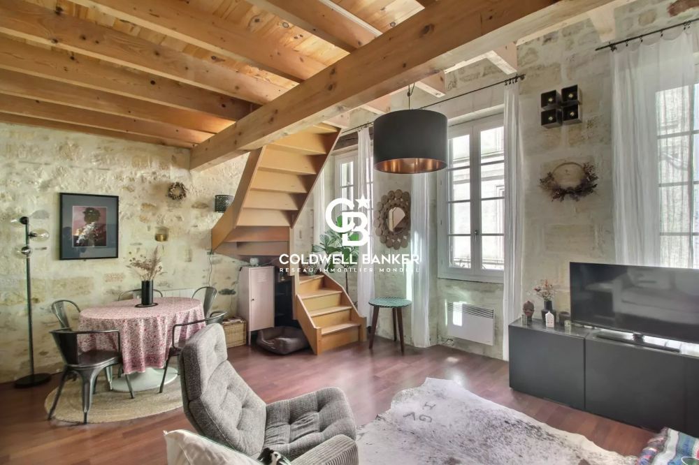 Spacieux appartement T3 à proximité de tram Bordeaux - Saint Michel
