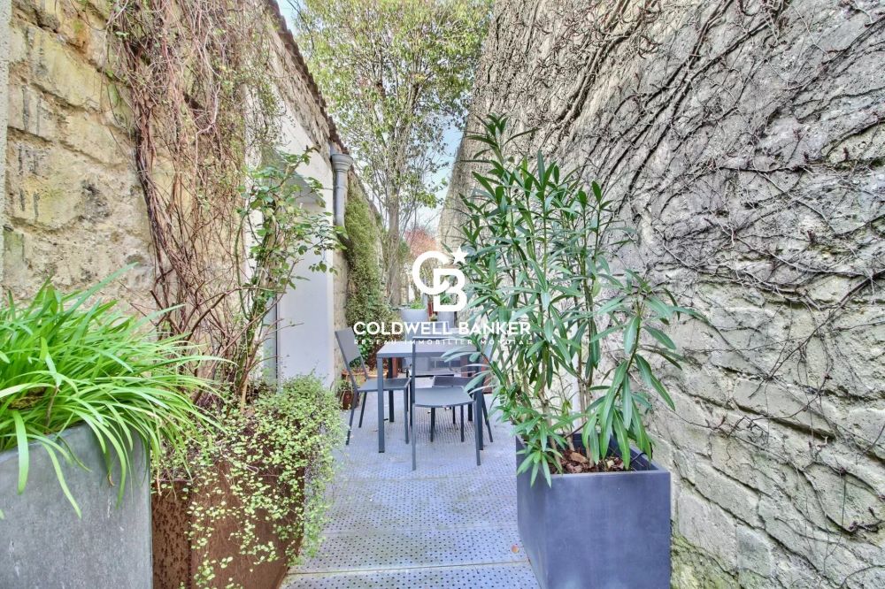 Appartement à vendre Bordeaux Chartrons - loft contemporain volumes exceptionnels terrasse