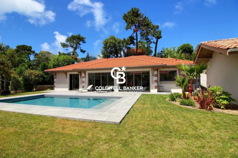 Maison à vendre à Arcachon – villa neuve style arcachonnais avec piscine près du parc Pereire