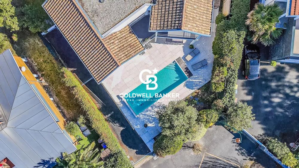 Maison d'architecte à vendre à Arcachon Abatilles - rénovée avec piscine