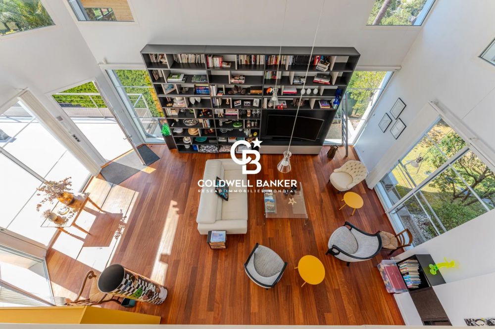 Maison d'architecte à vendre à Arcachon Abatilles - rénovée avec piscine