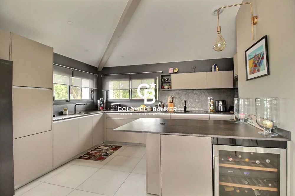 Maison à vendre à Lanton – villa neuve vue bassin avec terrasses, piscine et ascenseur