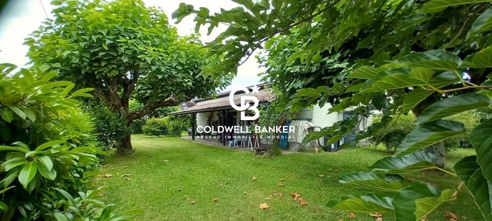 Maison à rénover avec dépendance et grand terrain à Andernos-les-Bains