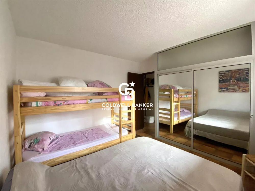 Maison à vendre à Claouey Cap Ferret - grand terrain, fort potentiel, 4 chambres