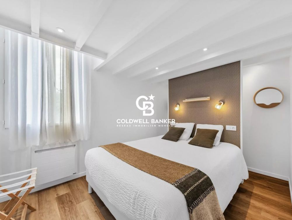 Maison à vendre à Arcachon – arcachonnais rénovée, 2 chambres, terrasse avec jacuzzi proche plage