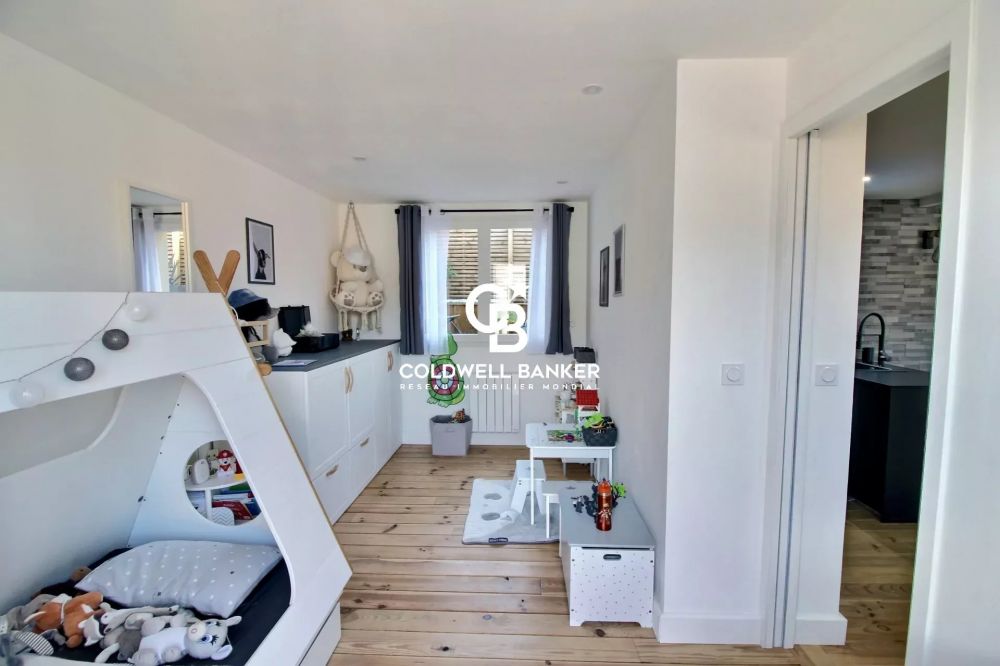 Maison à vendre à Arcachon – rénovée avec terrasse plein sud et possibilité locative