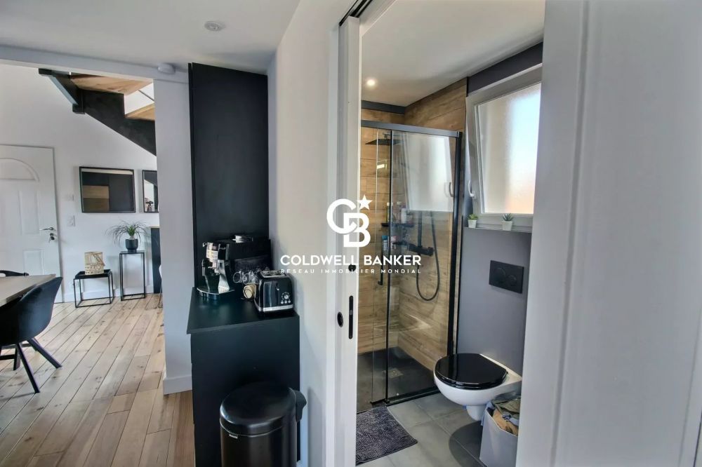 Maison à vendre à Arcachon – rénovée avec terrasse plein sud et possibilité locative