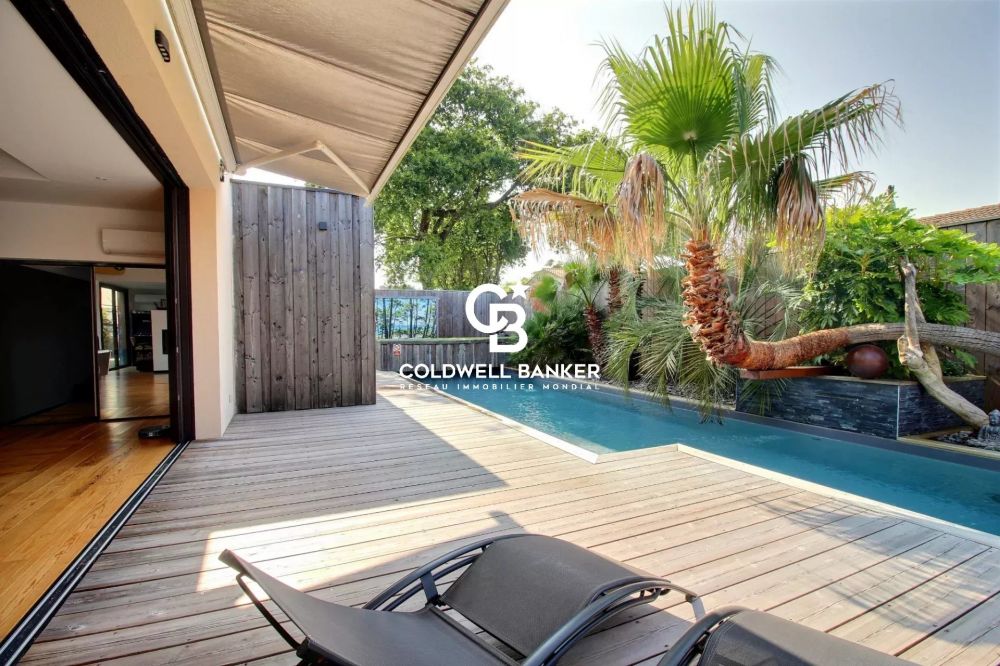 Maison à vendre à Gujan-Mestras - ossature bois, 5 chambres, prestations haut de gamme