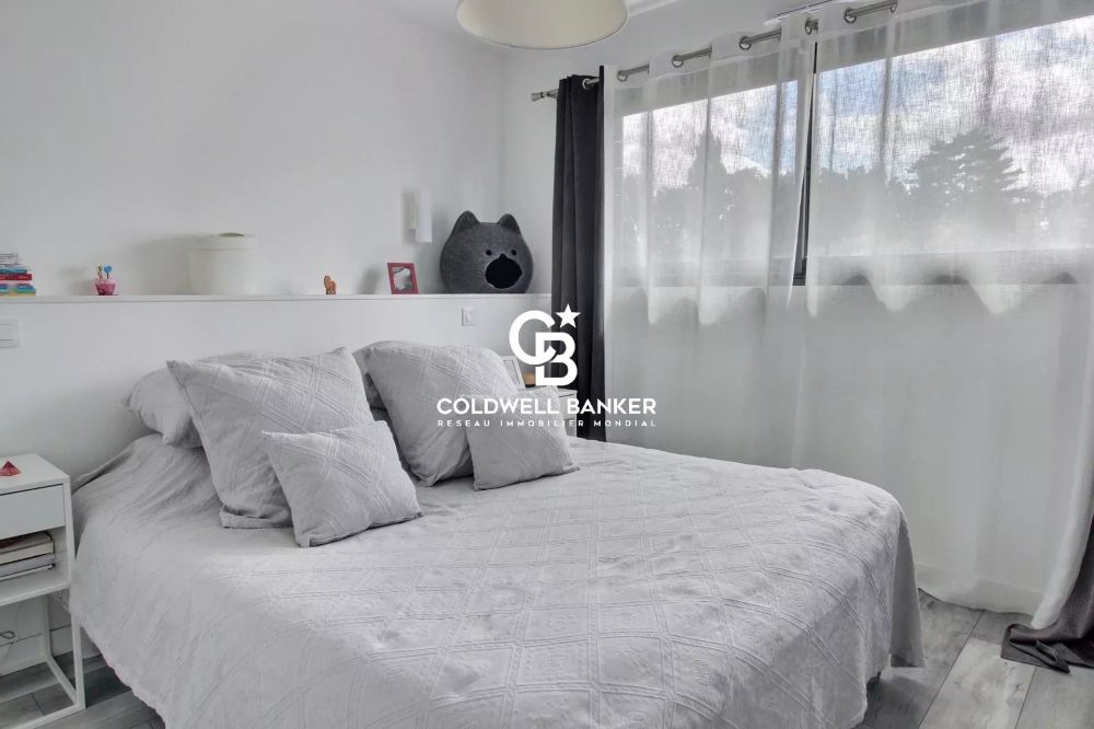 Maison à vendre à Bruges Centre - contemporaine 4 chambres avec piscine et garage