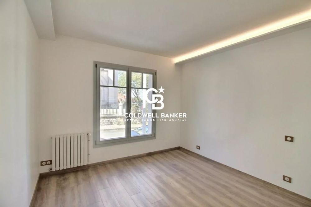 Appartement rénové avec balcon, proche du port et de la plage Arcachon