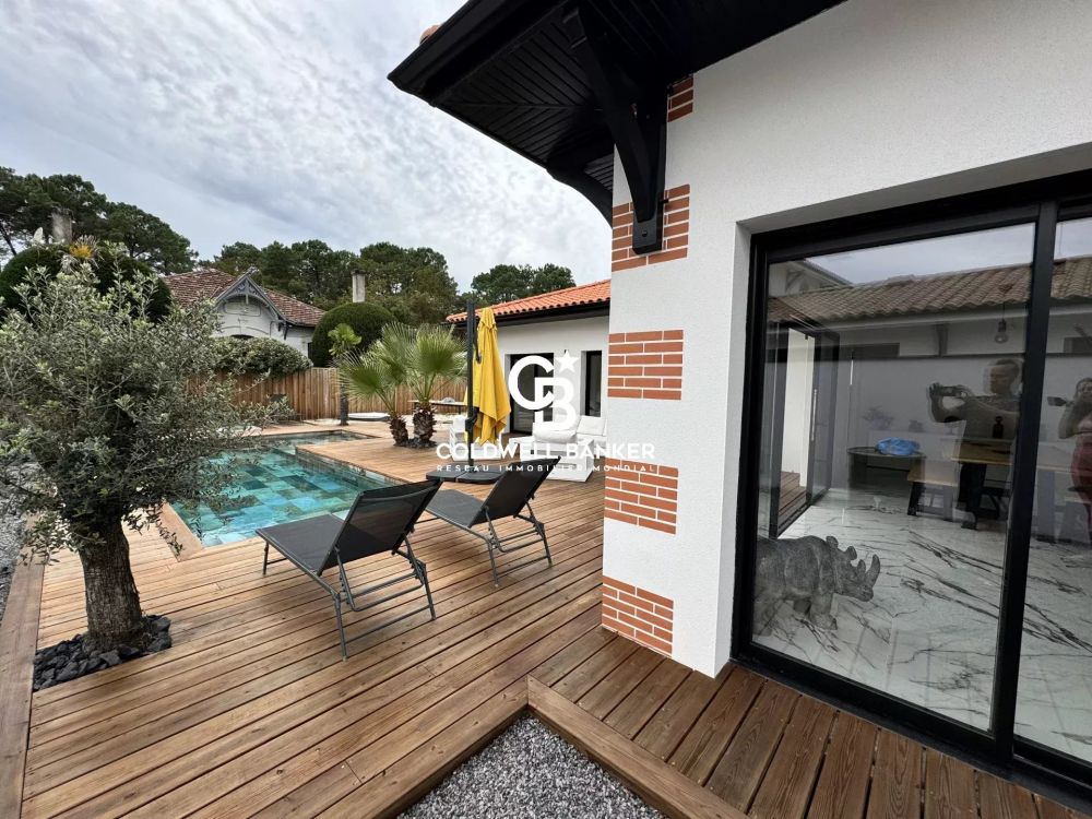 Maison neuve à vendre à La Hume – plain-pied 145 m², piscine et jacuzzi