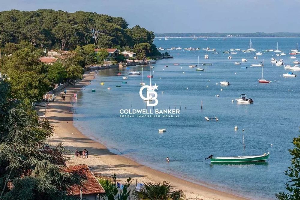 Terrain avec fort potentiel à 80 mètres du Bassin d'Arcachon - Claouey 