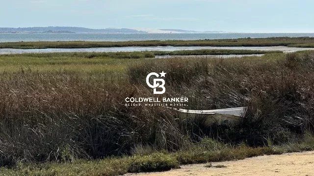 Terrain avec fort potentiel à 80 mètres du Bassin d'Arcachon - Claouey 