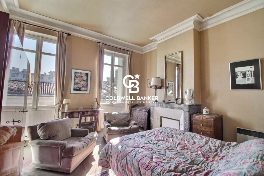 Maison bourgeoise à vendre Bordeaux Croix Blanche – 5 chambres, jardin, cachet ancien