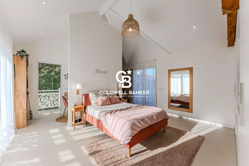 Maison à vendre à Arcachon – Maison Les Mouettes, élégance arcachonnaise proche du port