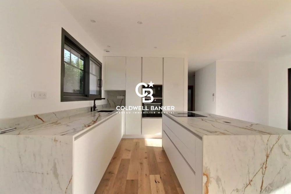 Villa neuve 5 chambres au coeur de la Teste-de-Buch