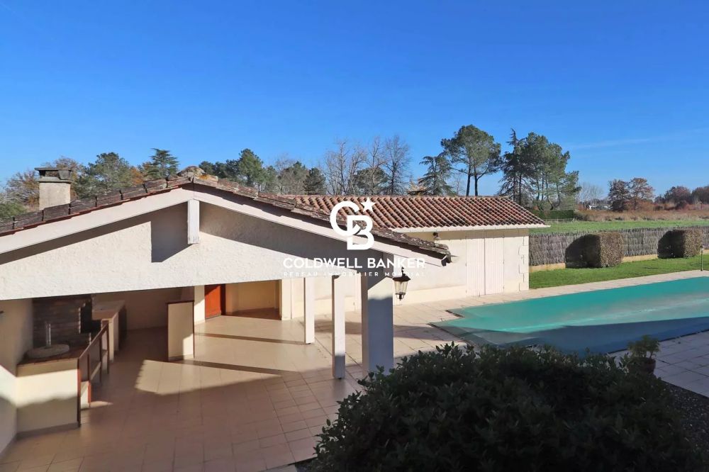 Maison de maître avec piscine, gîte, appartement et dépendances - Proche Bergerac