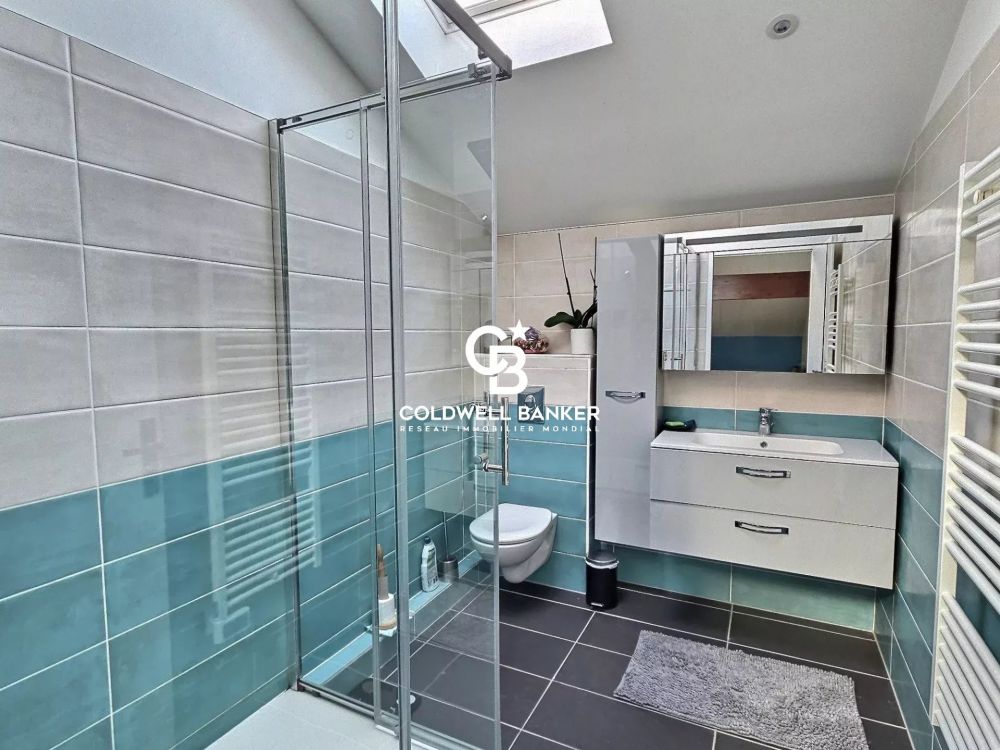 Maison à vendre à Sanguinet – familiale rénovée, piscine, 4 chambres et dépendance proche lac