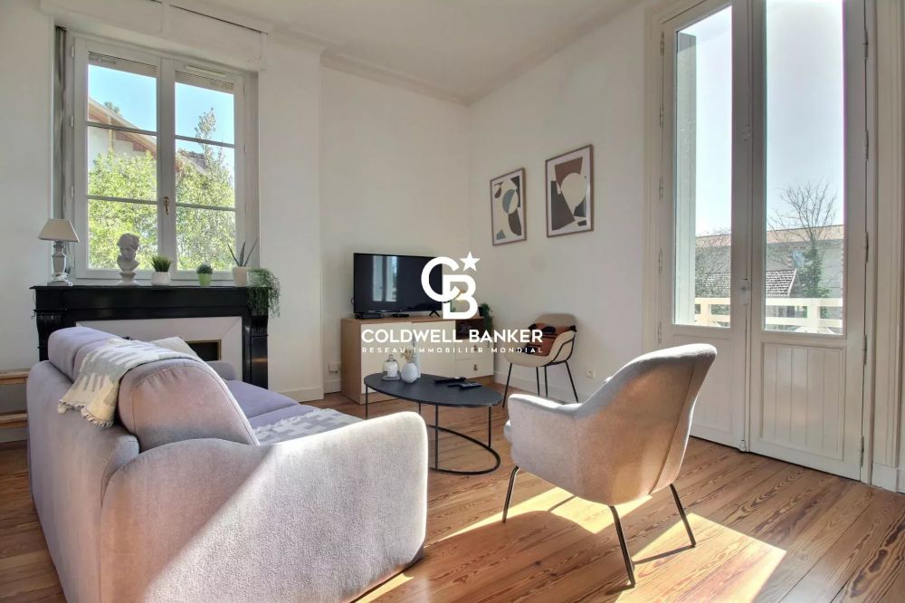 Appartement à vendre Arcachon - Ville d’Hiver, T4 lumineux, terrasse 15 m², 3 chambres, cellier, parking