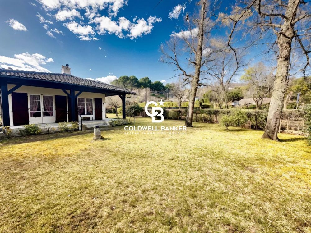 Maison à vendre à Arès – à rénover, proche plage Saint-Brice, terrain piscinable