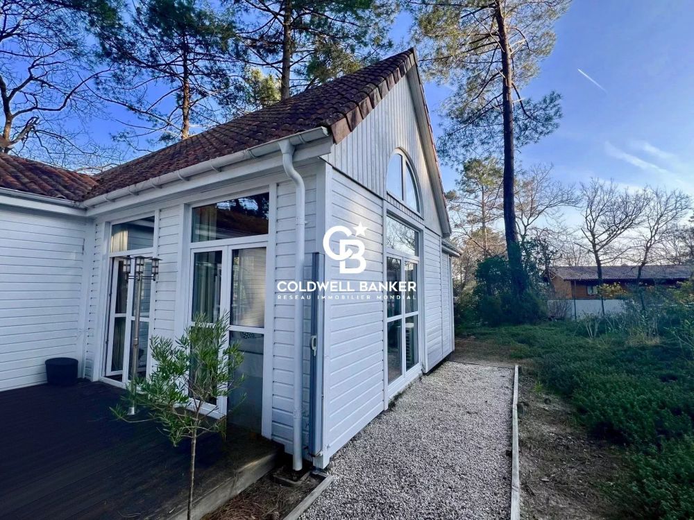 Charmante maison en bois au cœur du Golf de Biscarrosse