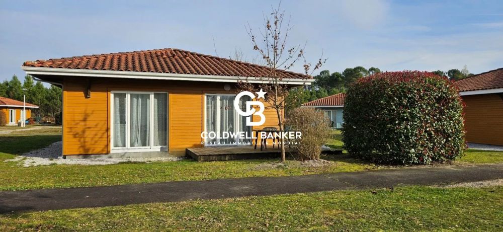 Maison à vendre à Parentis-en-Born – villa meublée dans résidence de tourisme avec piscines et spa