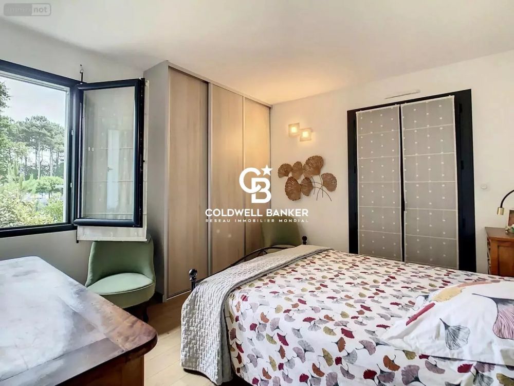 Charmante maison contemporaine à vendre Lège-Cap-Ferret : piscine et proche commodités