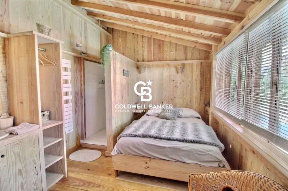 Maison à vendre aux Chartrons Bordeaux - avec jardin, piscine et dépendance