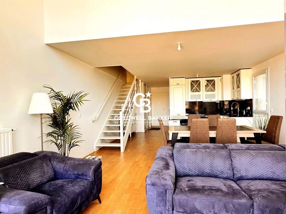 Appartement à vendre à Bordeaux - vue marina, 3 chambres et 2 parkings