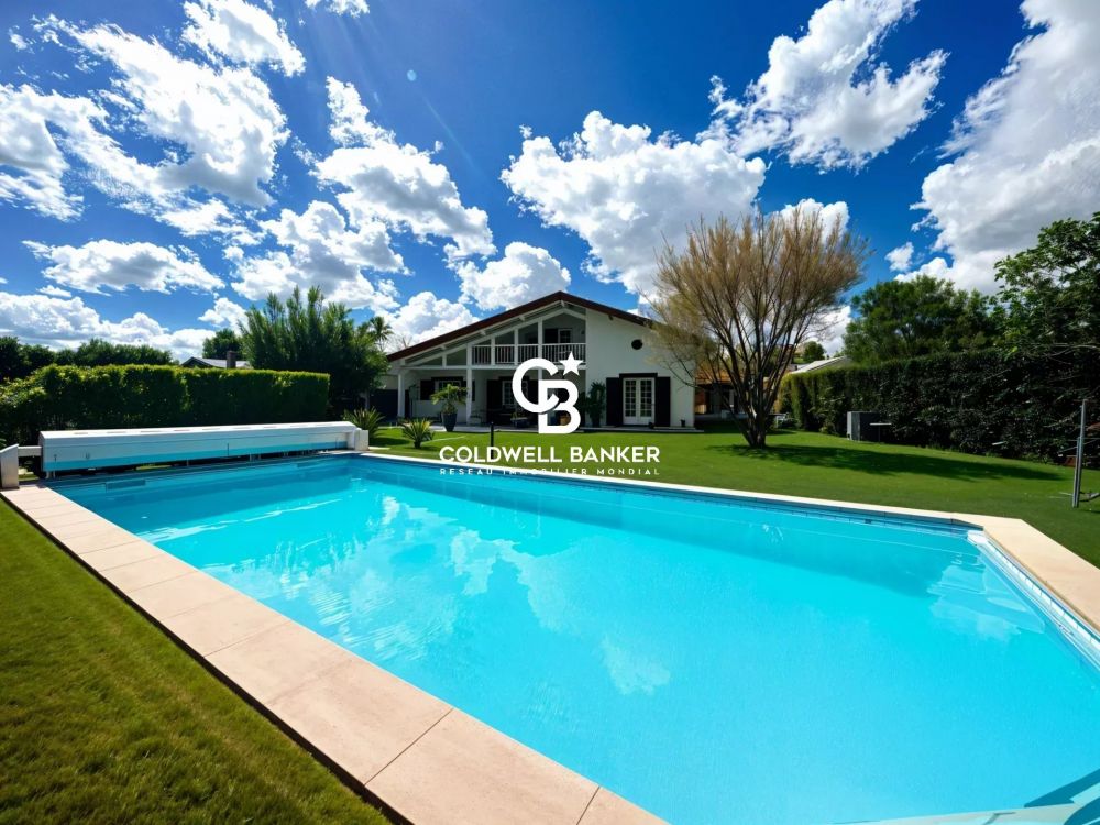 Maison landaise rénovée à vendre à Andernos – Quartier Massurat, piscine, au calme
