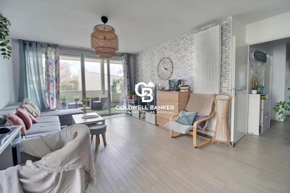 Appartement T3 à vendre à Bègles, près de Bordeaux - terrasse de 37 m² et proximité Tram C