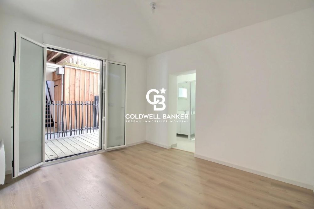 Appartement à vendre Arcachon – T2 rénové avec terrasse et cellier en plein centre-ville