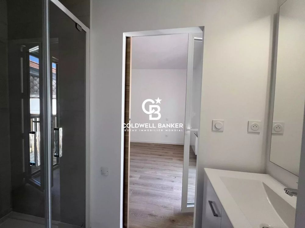 Appartement à vendre Arcachon Centre - T3 rénové, terrasse, solarium, proche plages