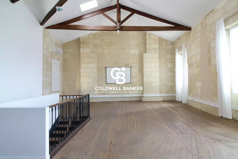 Maison rénovée à vendre Bordeaux – 200 m², charme ancien et confort moderne