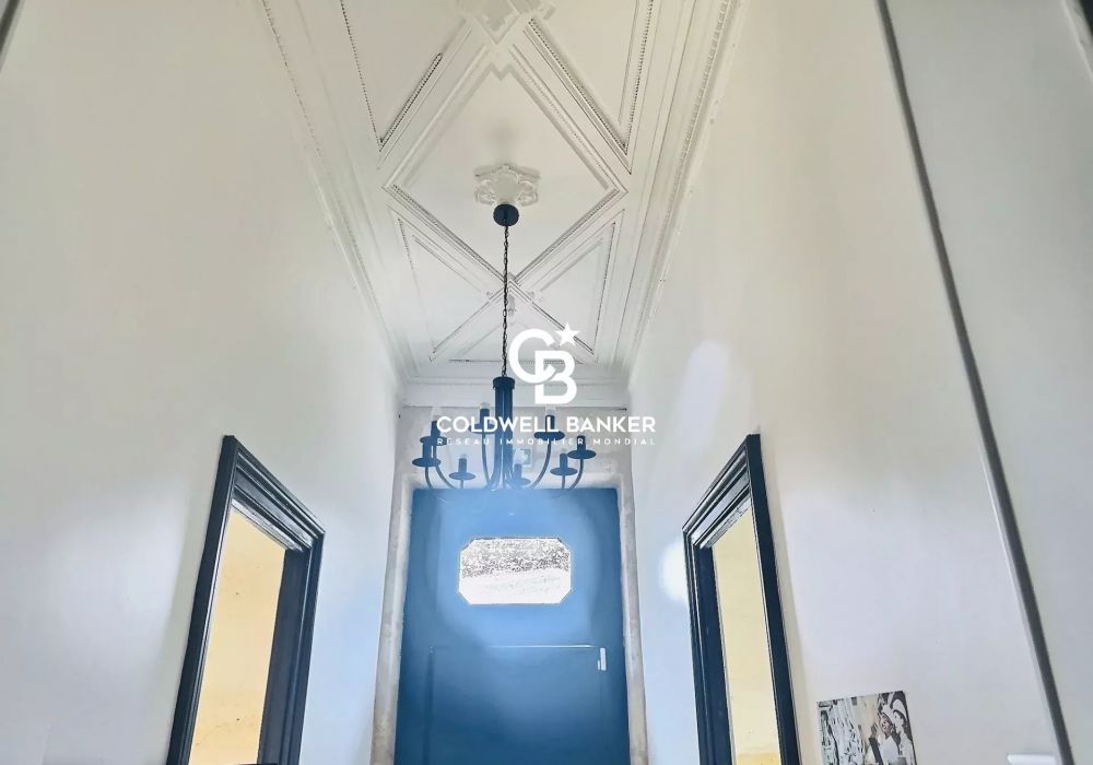 Maison rénovée à vendre Bordeaux – 200 m², charme ancien et confort moderne