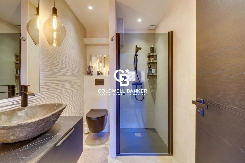 Appartement à vendre à Bordeaux Chartrons - vue Garonne, terrasses et parking