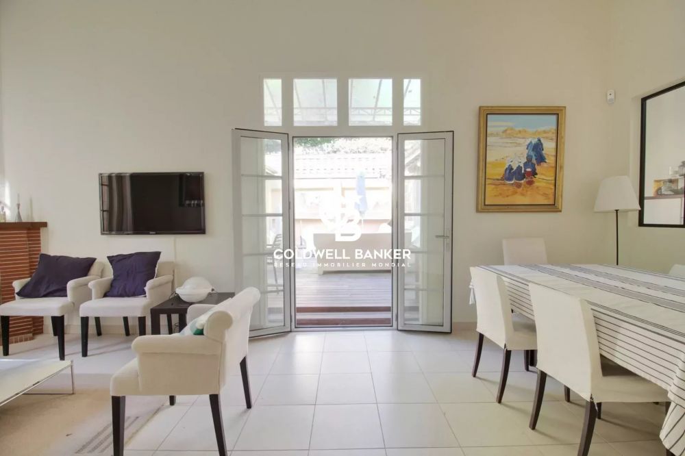 Maison à vendre à Arcachon - 4 chambres, dépendance, proche plages