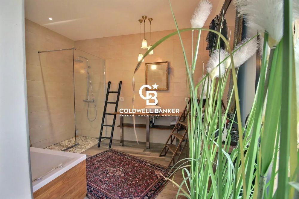 Maison à vendre Gujan-Mestras - Meyran : rénovée, spacieuse, idéalement située