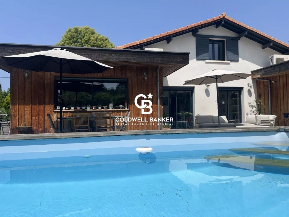 Maison à vendre Gujan-Mestras - Meyran : rénovée, spacieuse, idéalement située