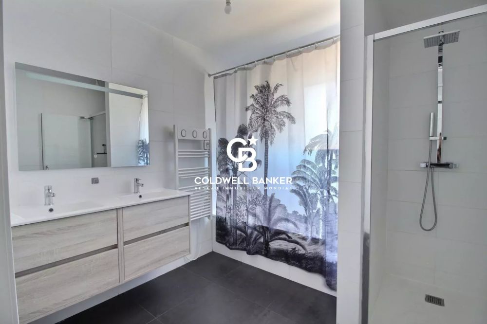 Maison à vendre à La Teste-de-Buch – plain-pied lumineux avec jardin