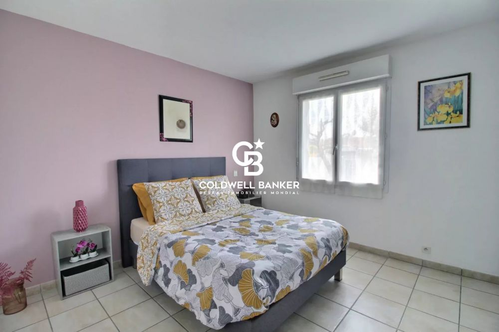 Maison à vendre à Biscarrosse – 140 m², jardin paysager et piscine