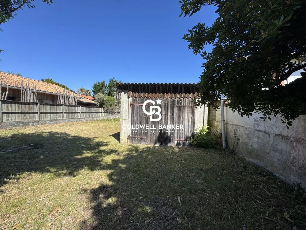 Terrain constructible piscinable au coeur du Cap Ferret 