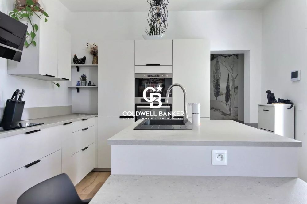 Maison à vendre à La Teste-de-Buch – Arcachonnaise rénovée avec jardin et dépendances