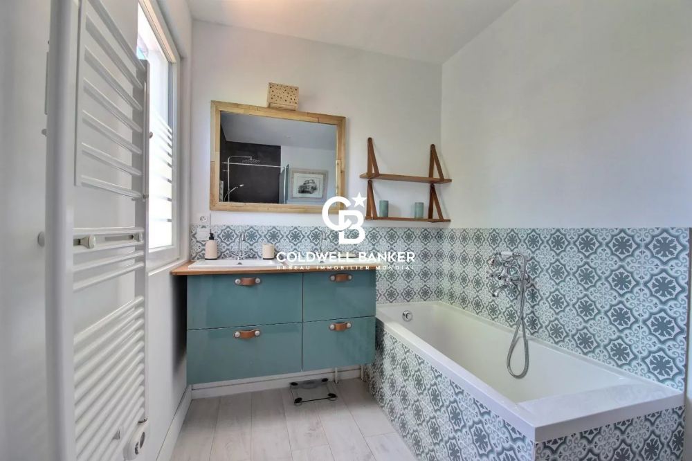 Maison à vendre à La Teste-de-Buch - familiale 4 chambres avec piscine