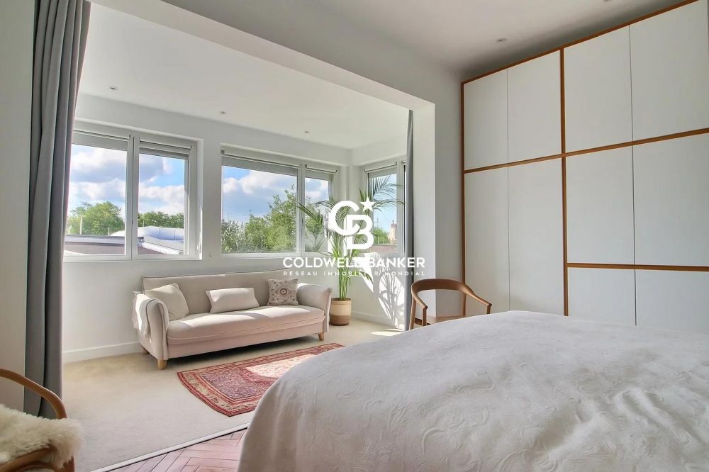 Maison à vendre à Bordeaux Caudéran – 190 m², 4 chambres, jardin et piscine