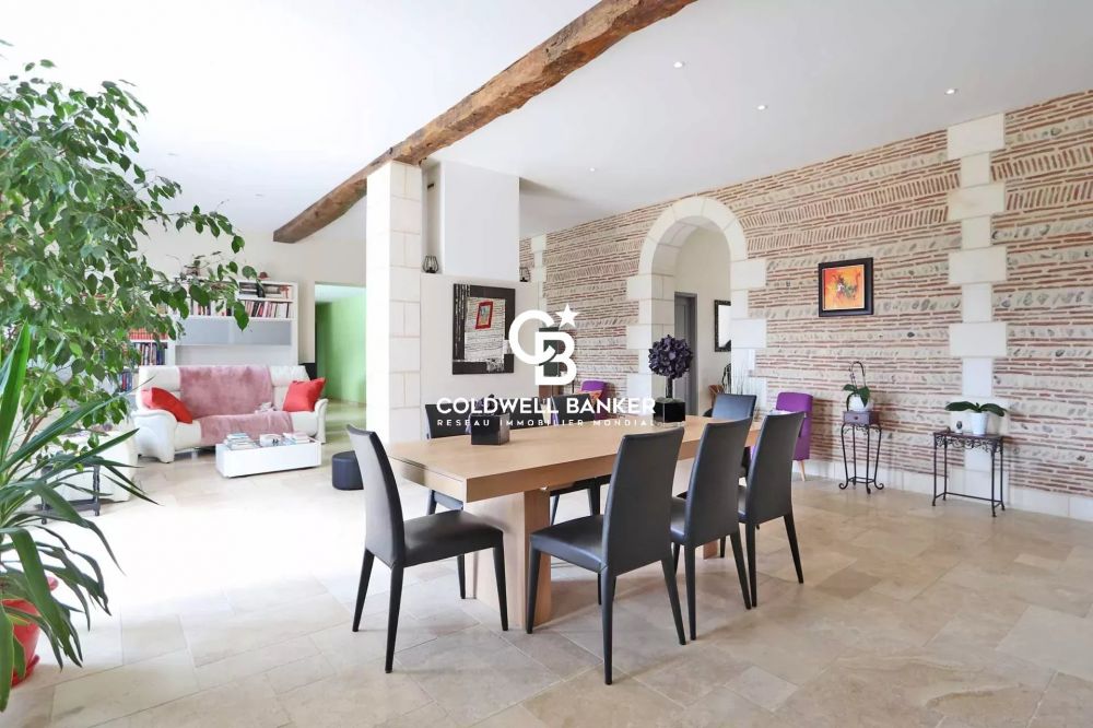 Maison rénovée près de Bergerac – 17 hectares, calme absolu et emplacement exceptionnel