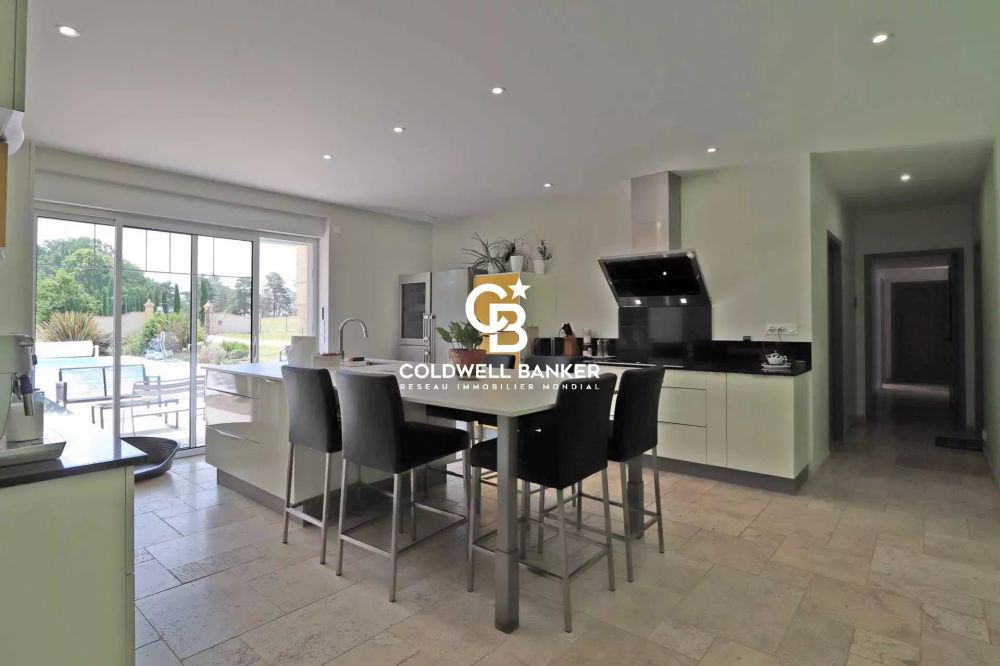 Maison rénovée près de Bergerac – 17 hectares, calme absolu et emplacement exceptionnel